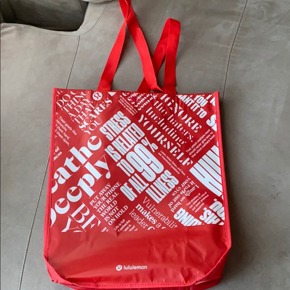 ✨Medium Lululemon bag